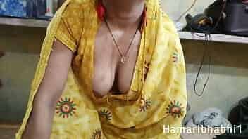 Desi bhabhi hot sex in saree. video