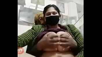 Bhabhi busty video