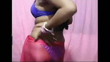 hot desi aunty in saree cam video