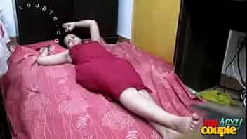 Indian Housewife Sonia Bhabhi In Red Nighty Waiting For You video